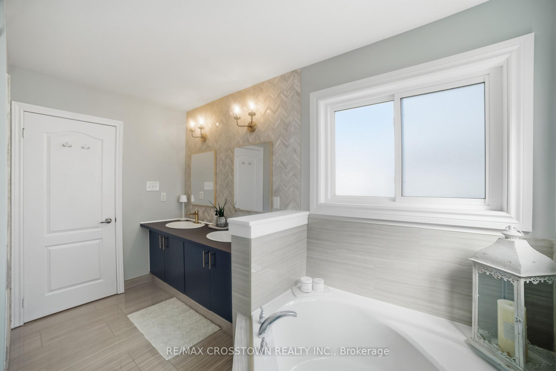 Photo 21 of 17 Counsellor Terrace, Barrie, Innis-Shore — HOMEH