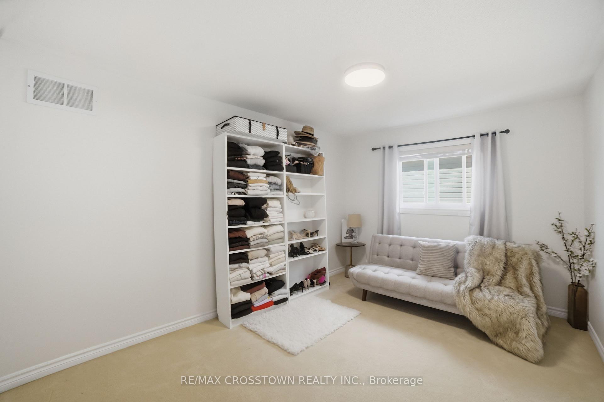 Photo 23 of 17 Counsellor Terrace, Barrie, Innis-Shore — HOMEH