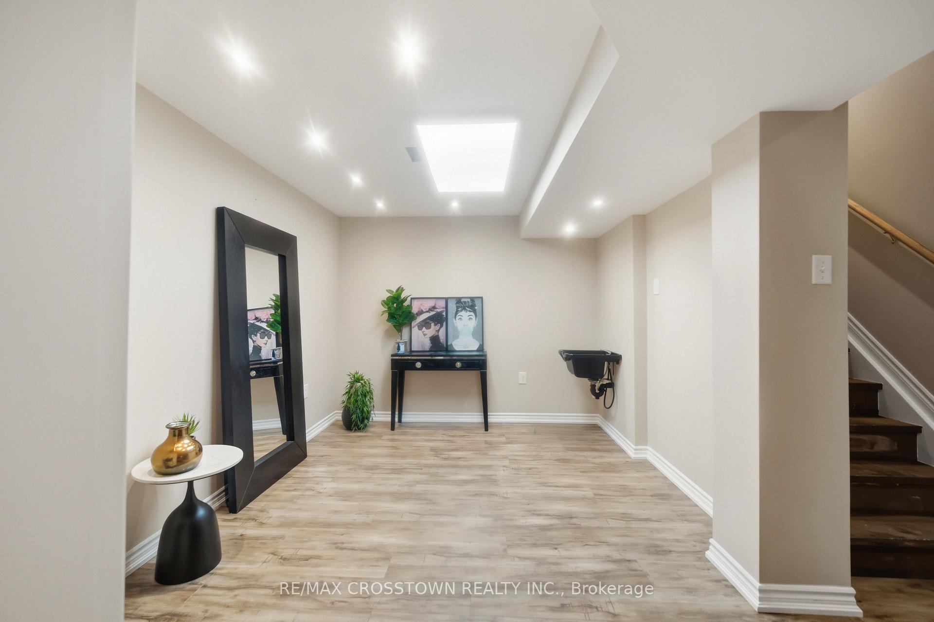 Photo 31 of 17 Counsellor Terrace, Barrie, Innis-Shore — HOMEH