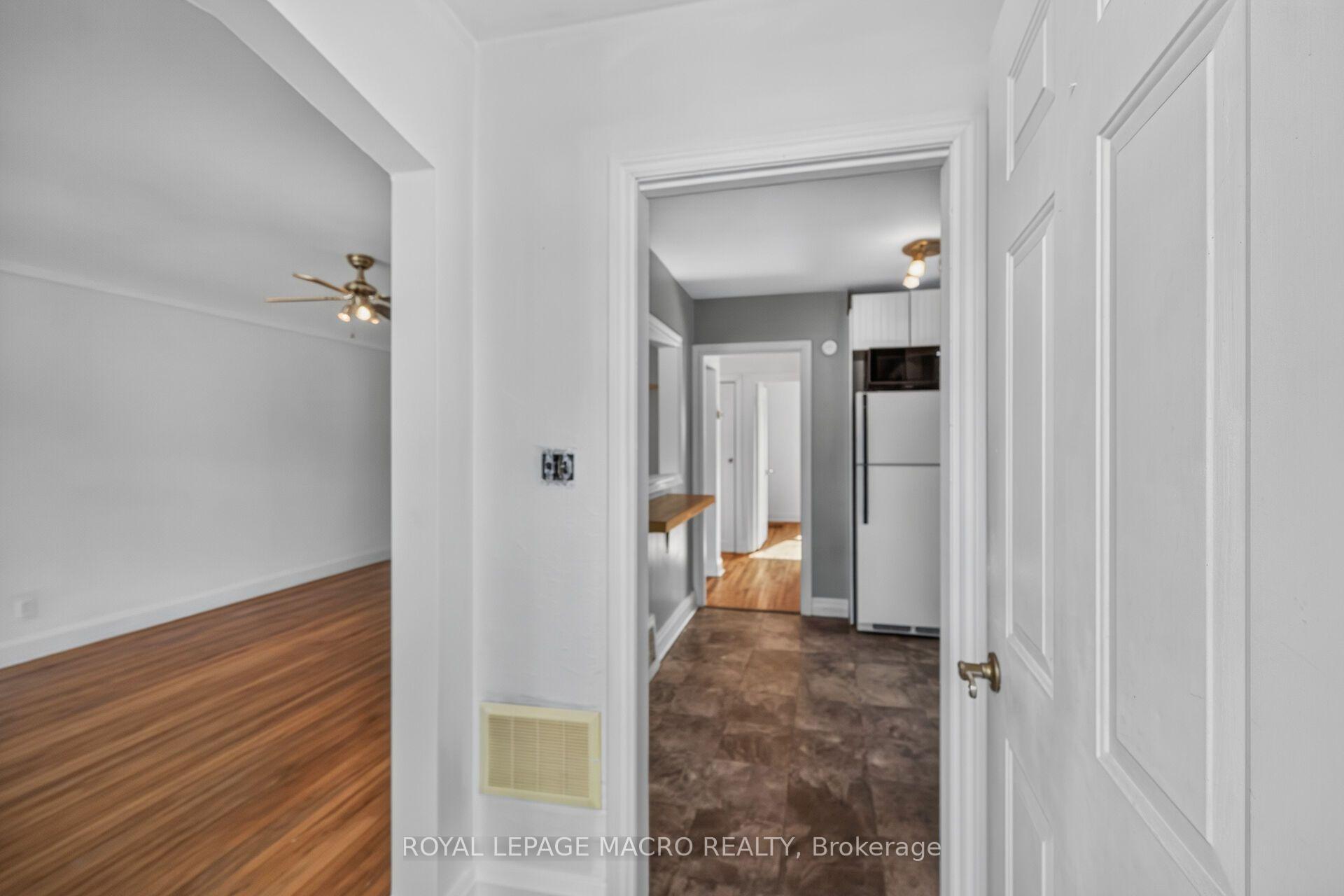 Photo 4 of 43 East 39th Street, Hamilton, Raleigh — HOMEH