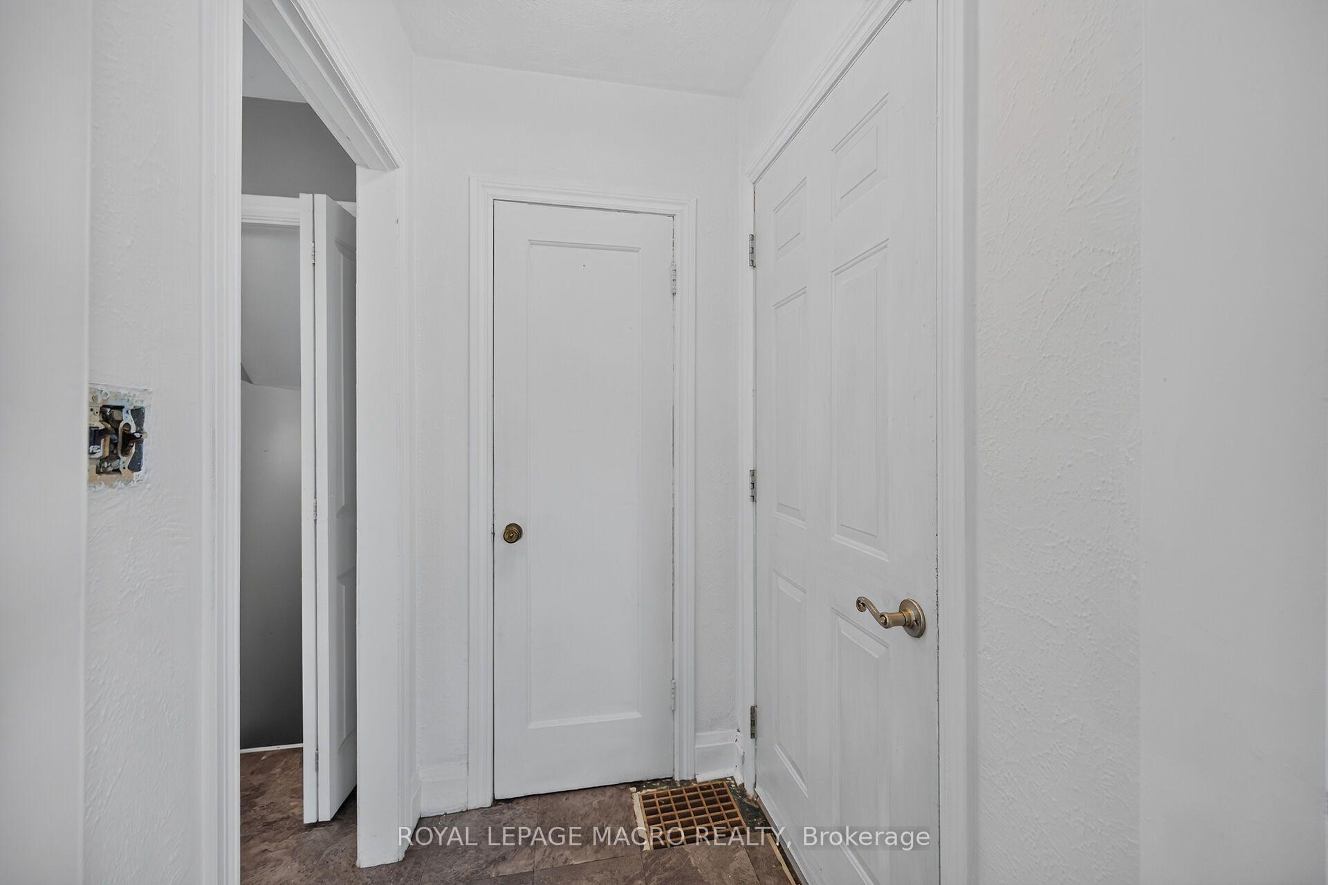 Photo 5 of 43 East 39th Street, Hamilton, Raleigh — HOMEH
