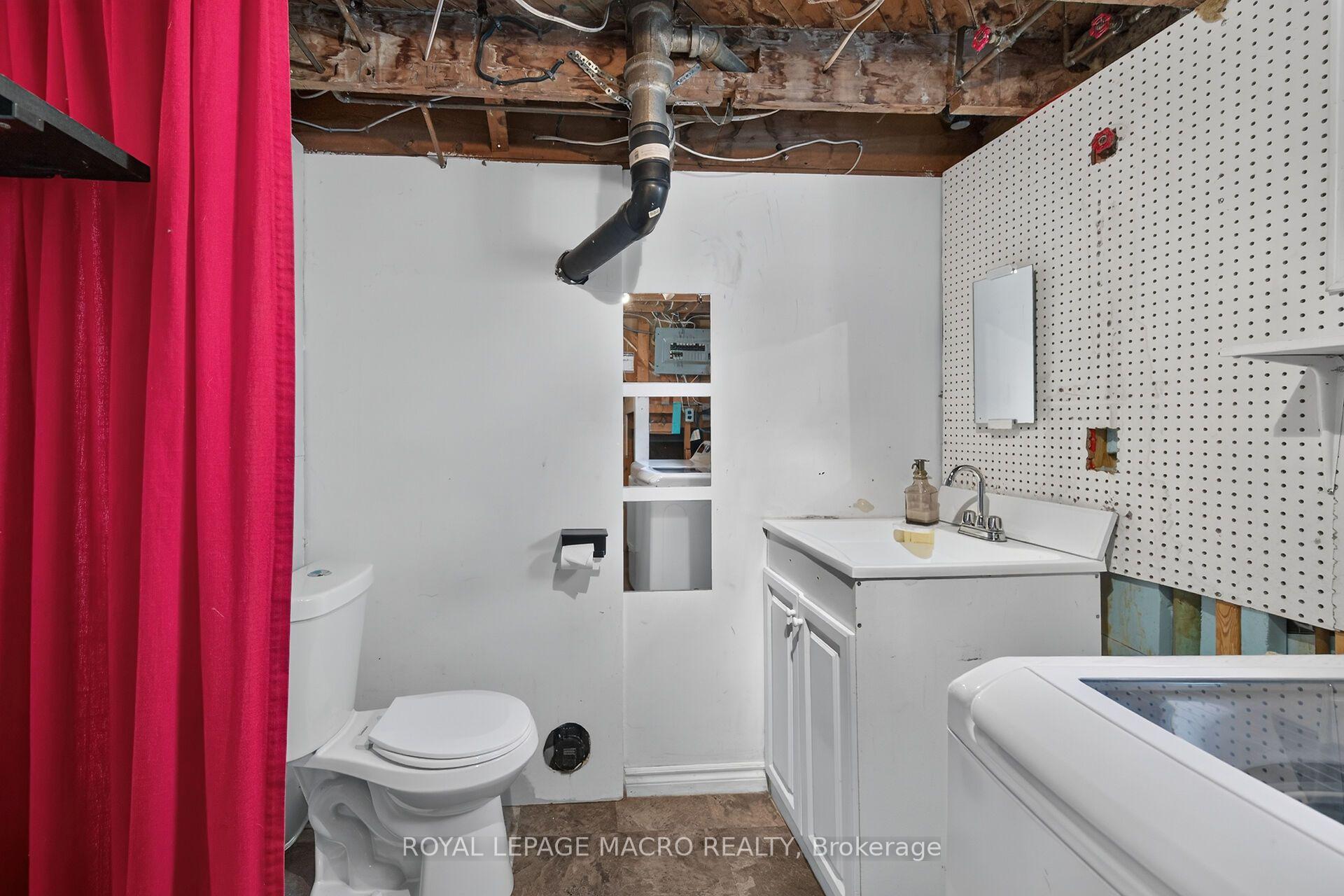 Photo 32 of 43 East 39th Street, Hamilton, Raleigh — HOMEH