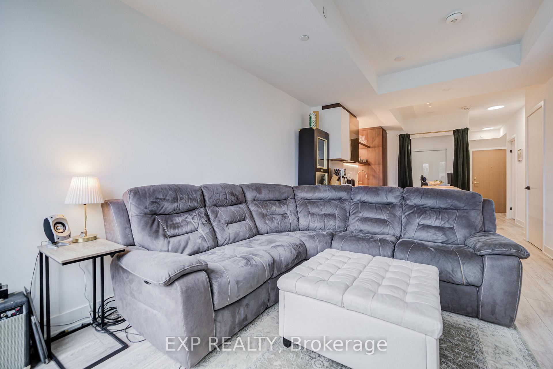 Photo 5 of Unit 211, 1285 Queen Street E, Toronto, Greenwood-Coxwell — HOMEH