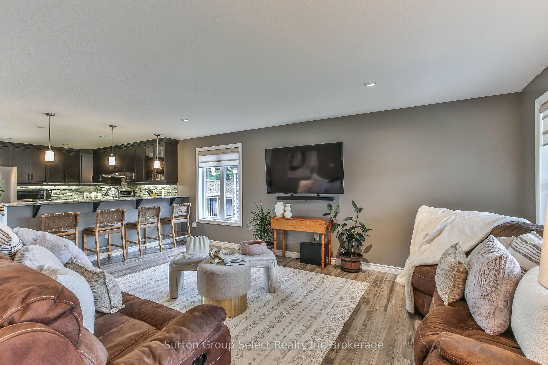 Photo 6 of 86 Walker Road, Ingersoll, Ingersoll - South — HOMEH