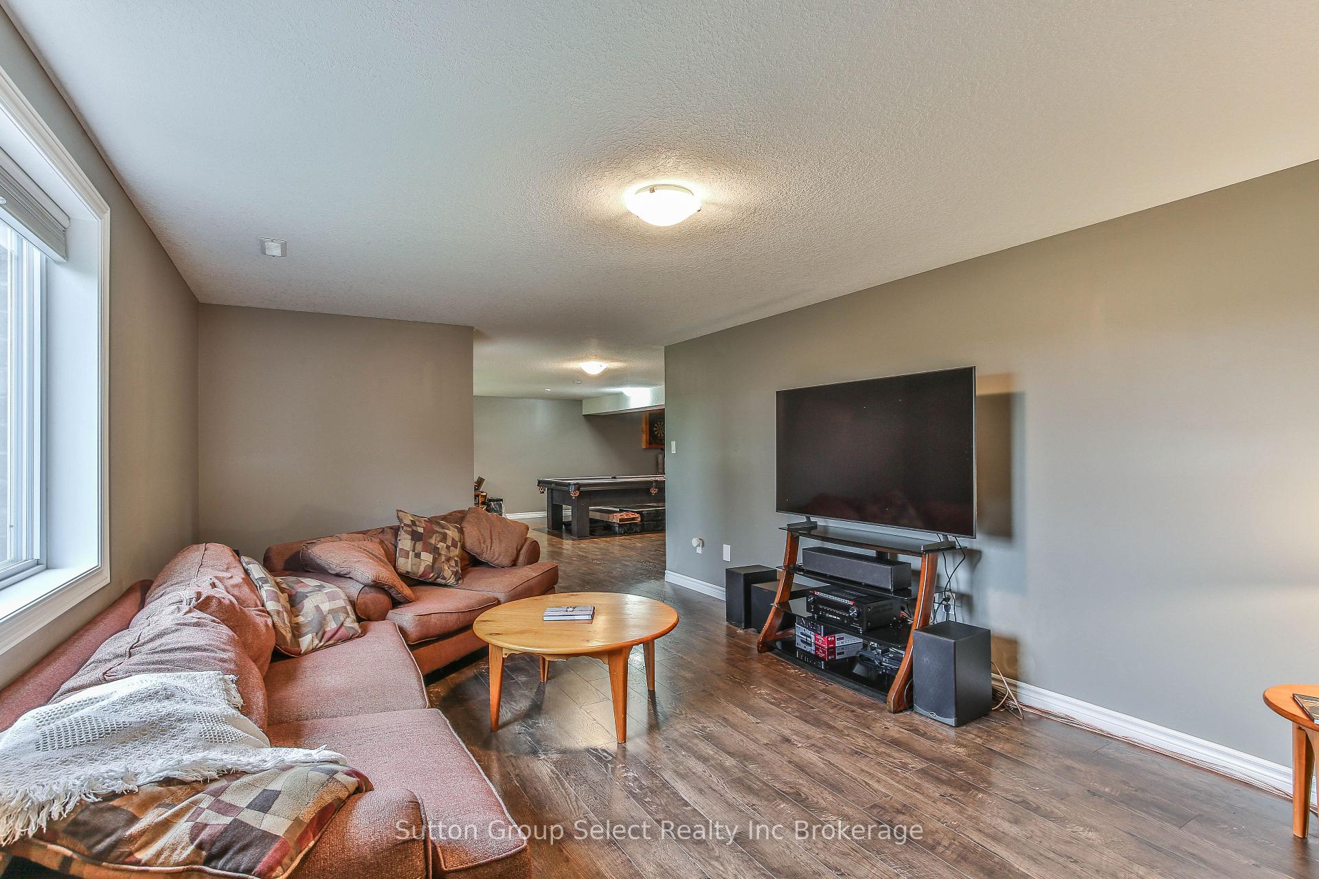 Photo 32 of 86 Walker Road, Ingersoll, Ingersoll - South — HOMEH
