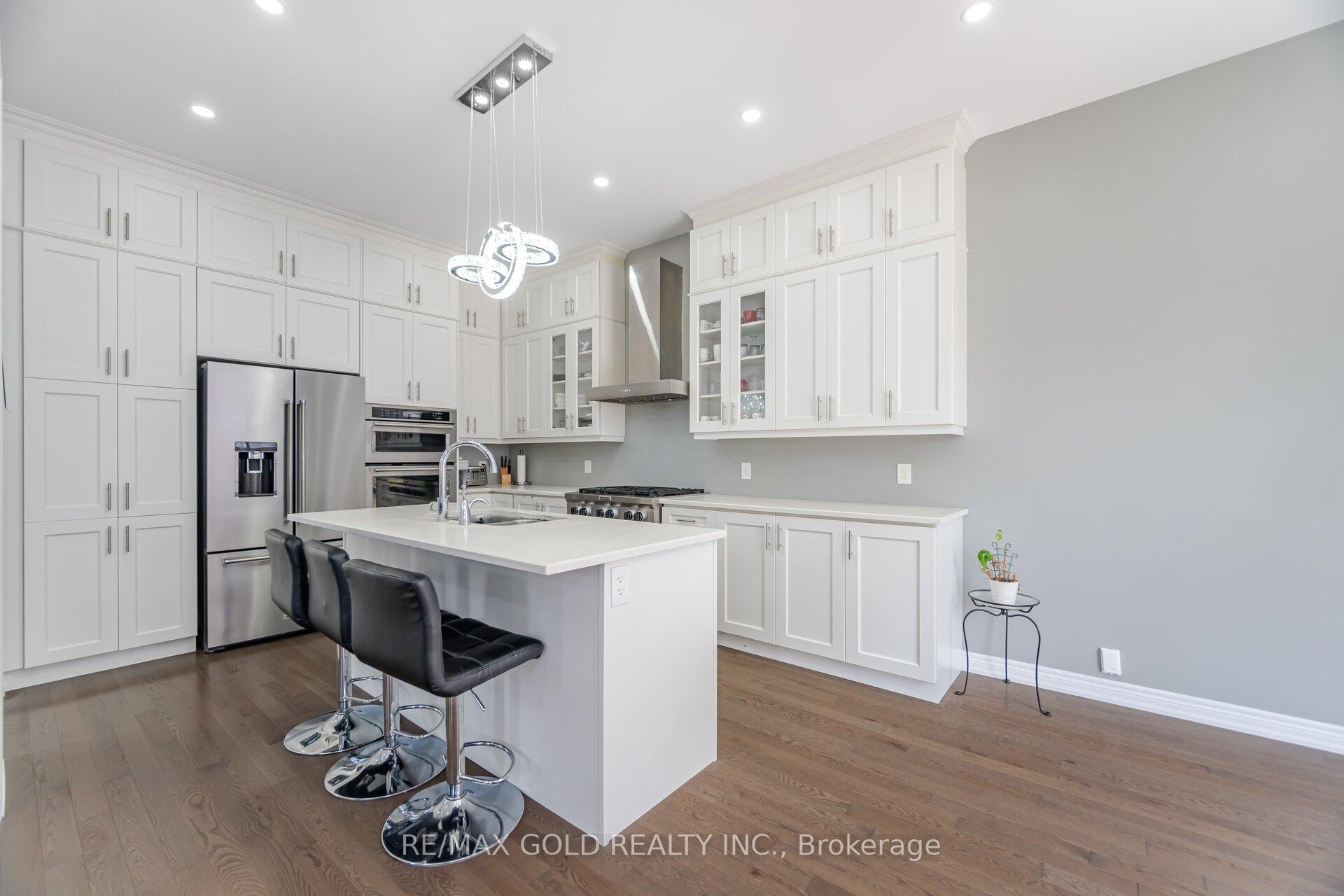 Photo 14 of 54 Ash Hill Avenue, Caledon, Caledon East — HOMEH