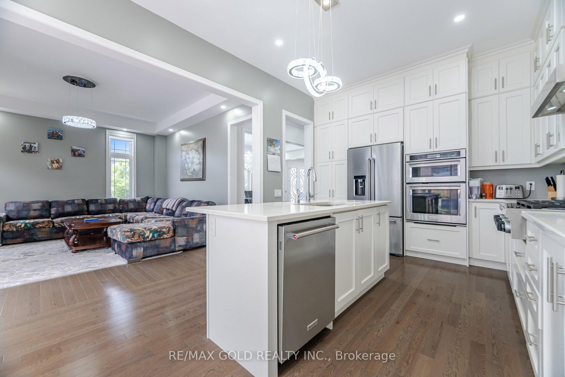 Photo 15 of 54 Ash Hill Avenue, Caledon, Caledon East — HOMEH