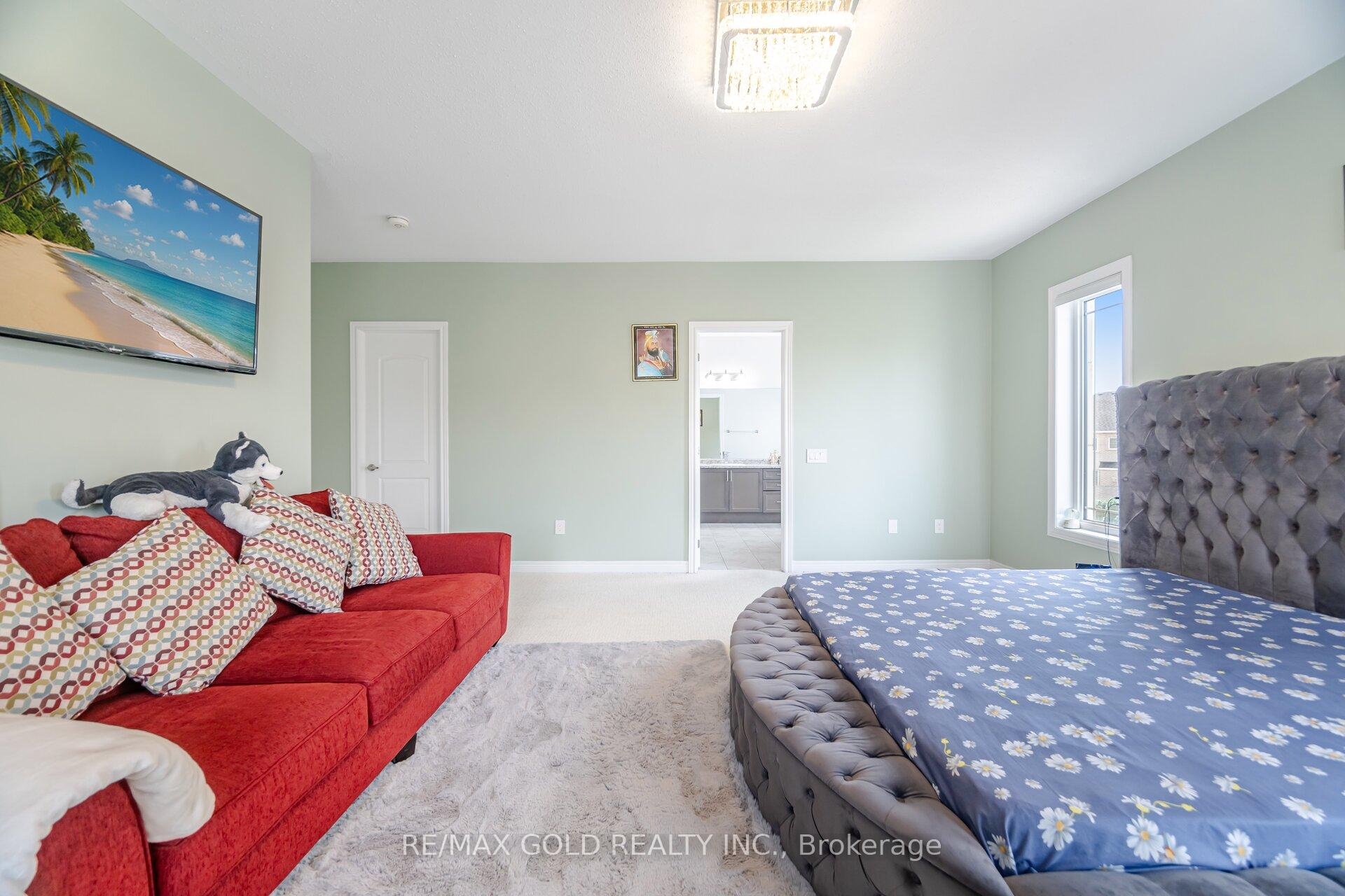 Photo 19 of 54 Ash Hill Avenue, Caledon, Caledon East — HOMEH