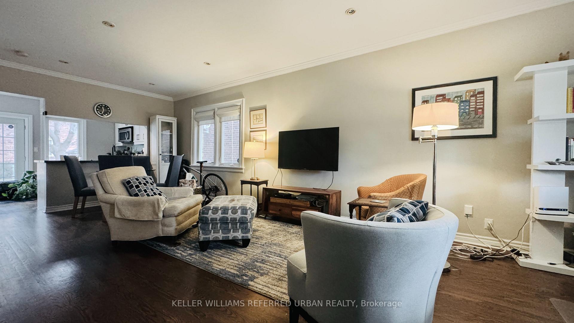 Photo 5 of 212 Fairlawn Avenue, Toronto, Lawrence Park North — HOMEH