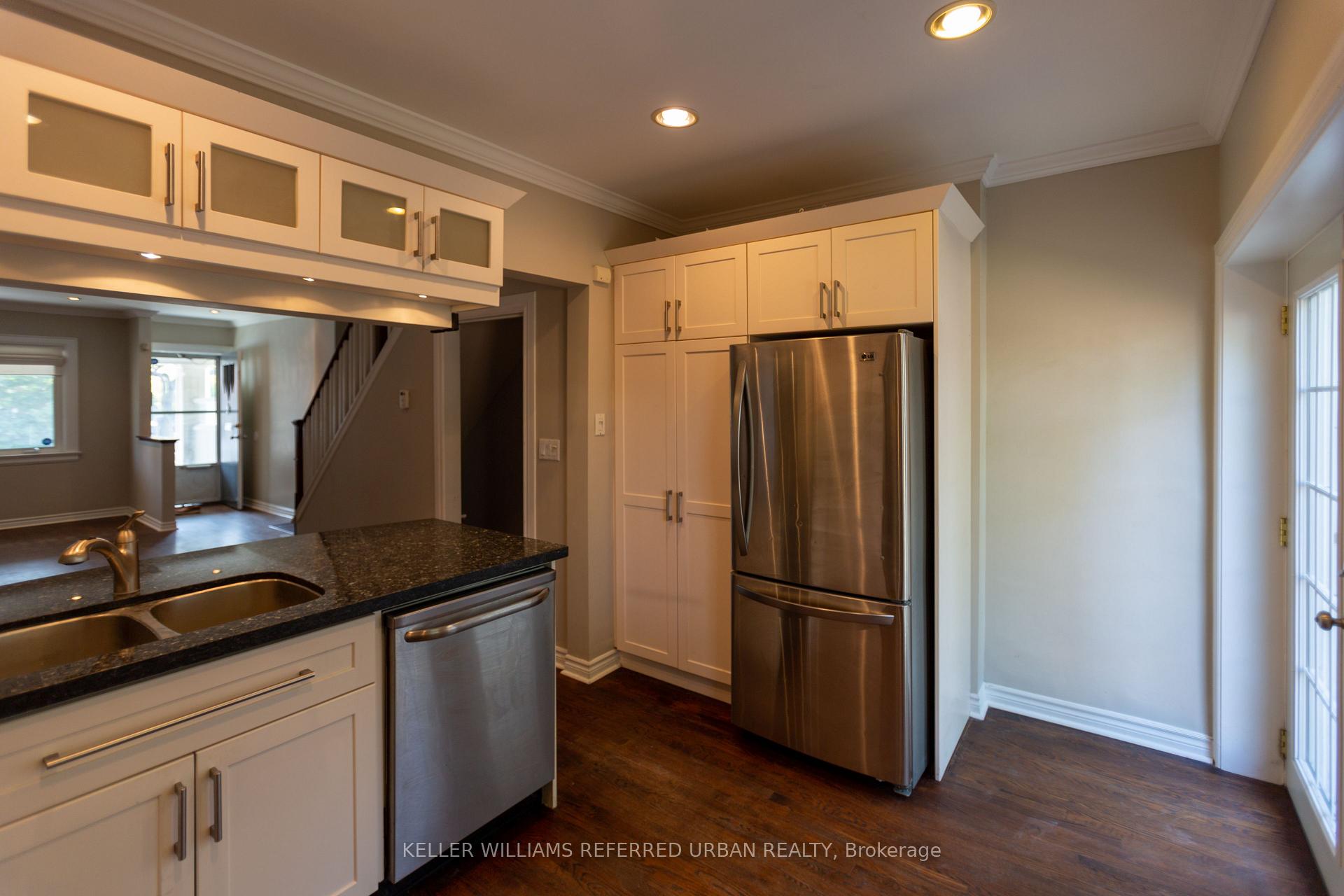 Photo 9 of 212 Fairlawn Avenue, Toronto, Lawrence Park North — HOMEH
