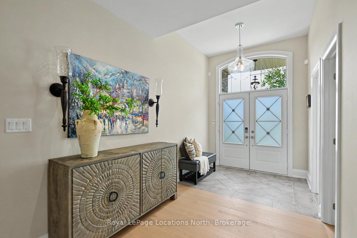 Photo 3 of 129 Crestview Court, Blue Mountains — HOMEH