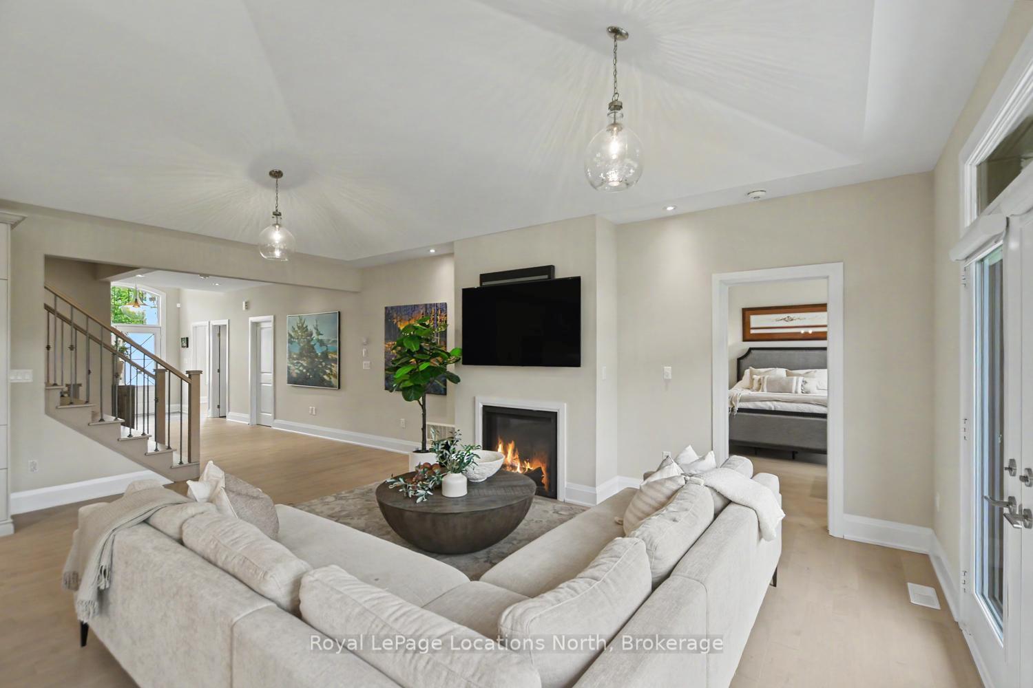 Photo 7 of 129 Crestview Court, Blue Mountains — HOMEH