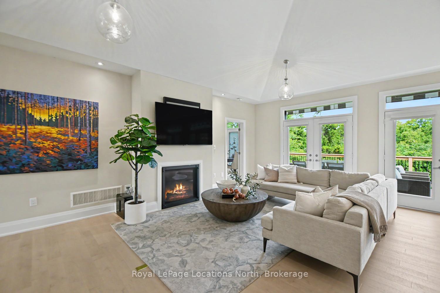 Photo 8 of 129 Crestview Court, Blue Mountains — HOMEH