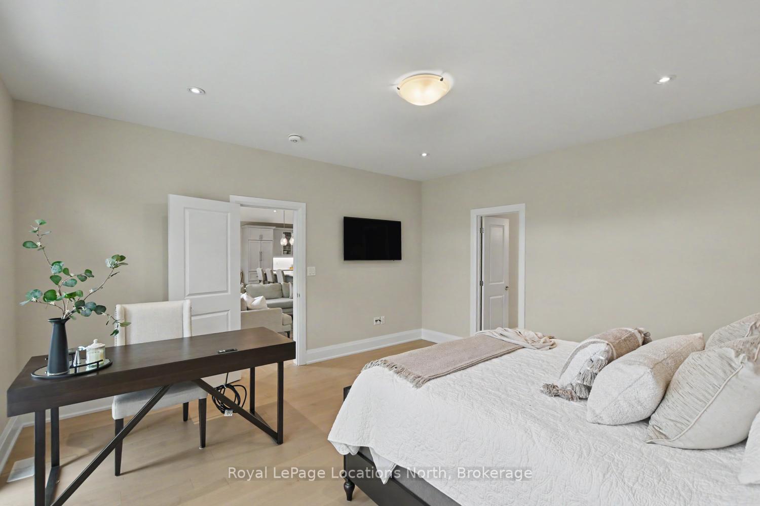 Photo 16 of 129 Crestview Court, Blue Mountains — HOMEH