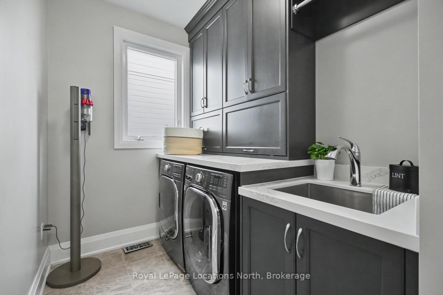 Photo 22 of 129 Crestview Court, Blue Mountains — HOMEH