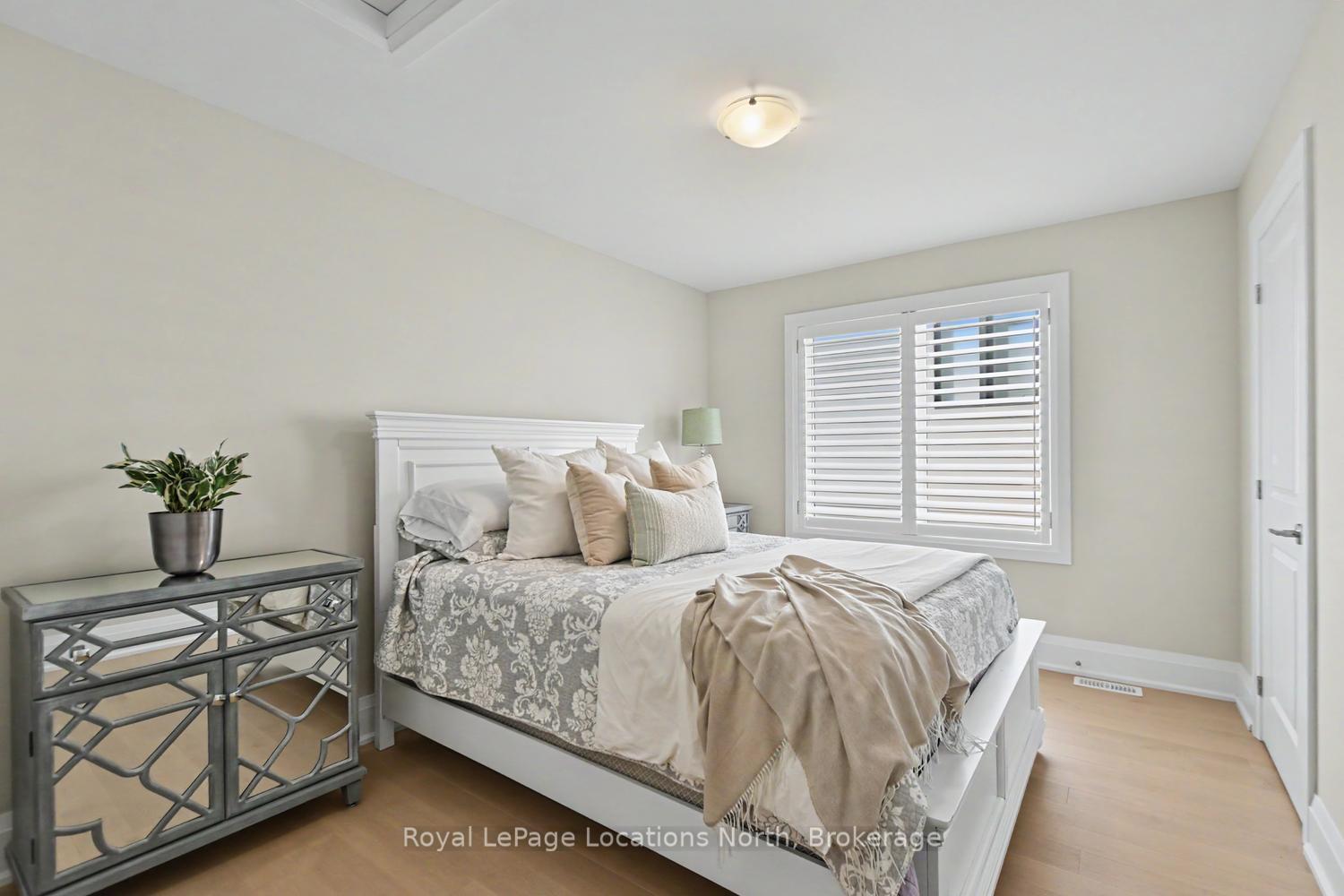 Photo 25 of 129 Crestview Court, Blue Mountains — HOMEH