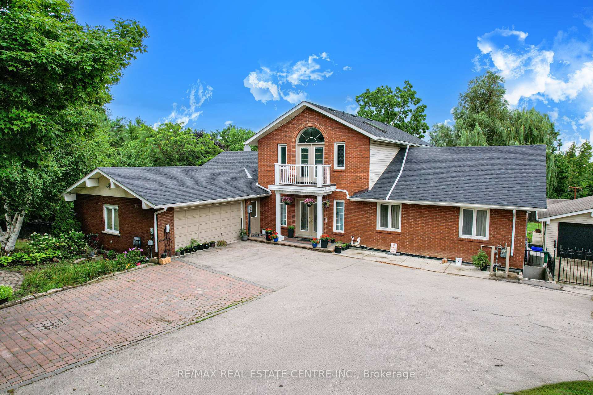 Photo 3 of 7750 5 Side Road, Milton, Milton North — HOMEH