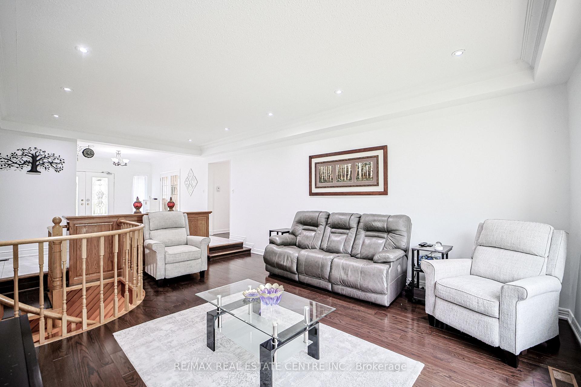 Photo 8 of 7750 5 Side Road, Milton, Milton North — HOMEH