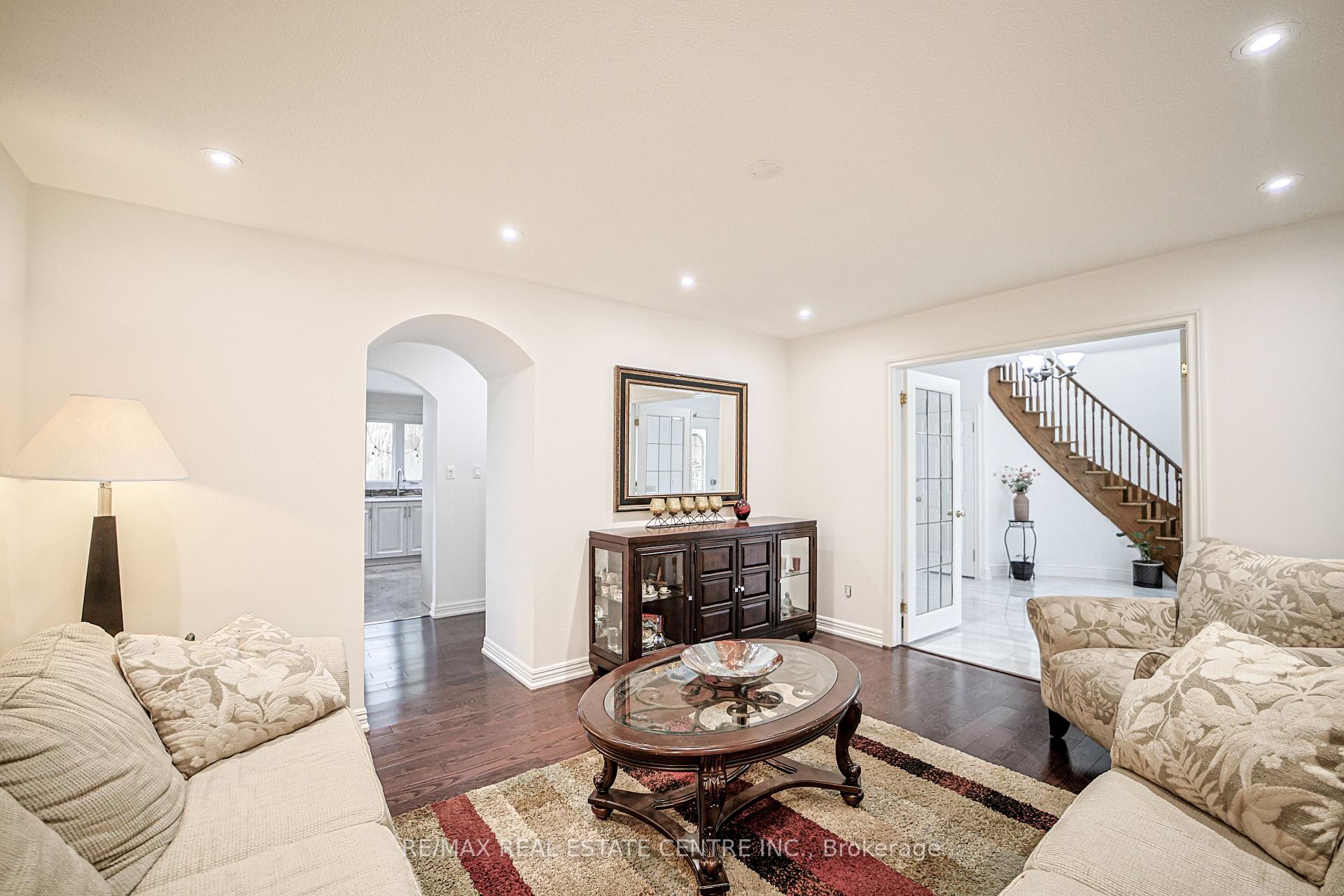 Photo 10 of 7750 5 Side Road, Milton, Milton North — HOMEH