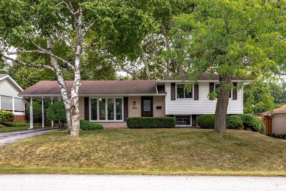 Front of 1083 Manorwood Drive