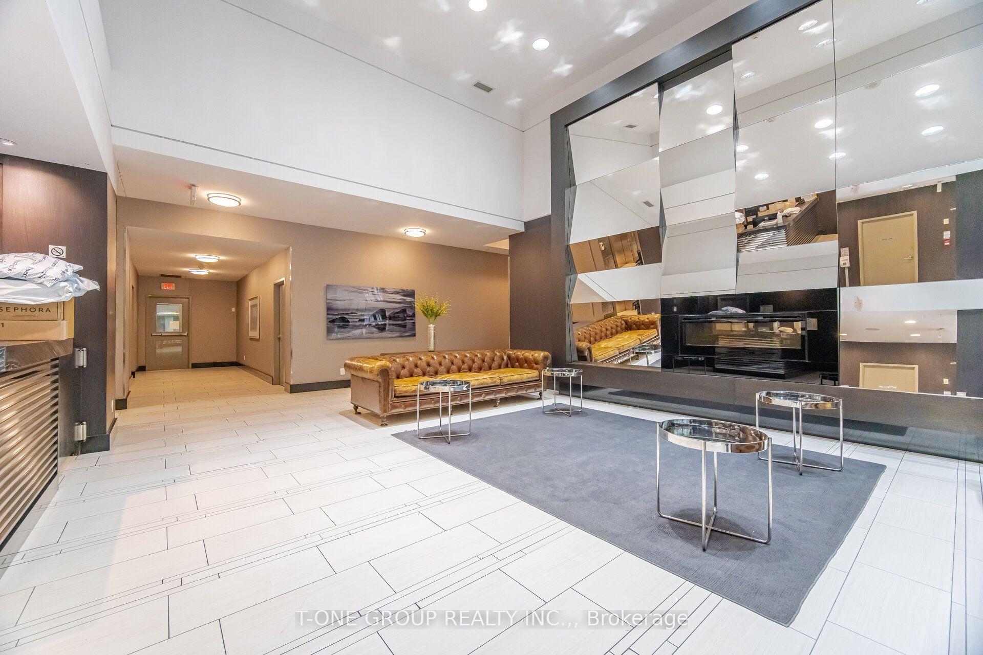 Photo 3 of Unit 1213, 35 Bastion Street, Toronto, Waterfront Communities — HOMEH
