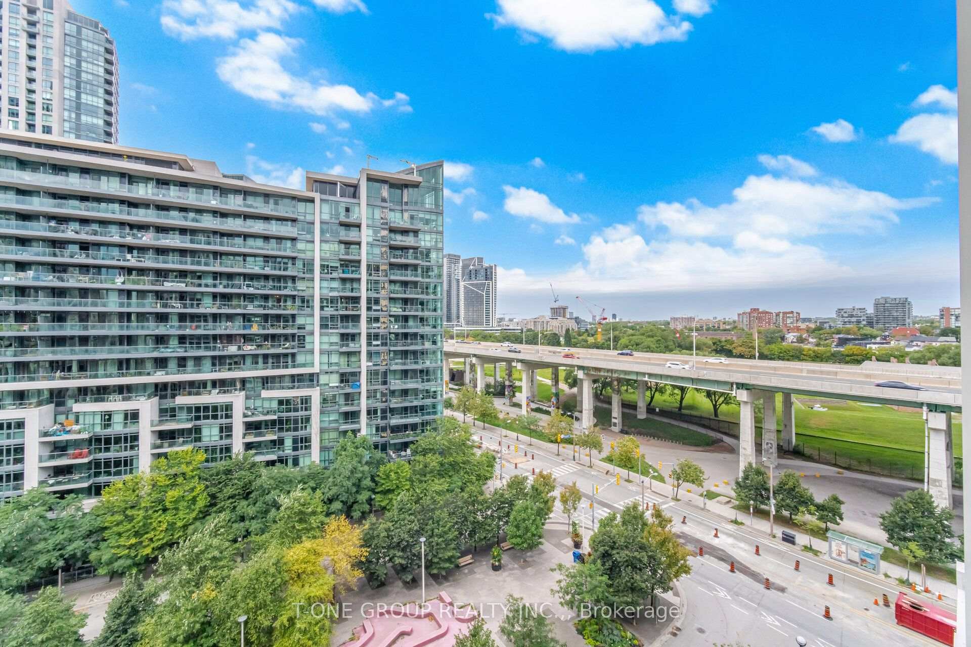 Photo 26 of Unit 1213, 35 Bastion Street, Toronto, Waterfront Communities — HOMEH