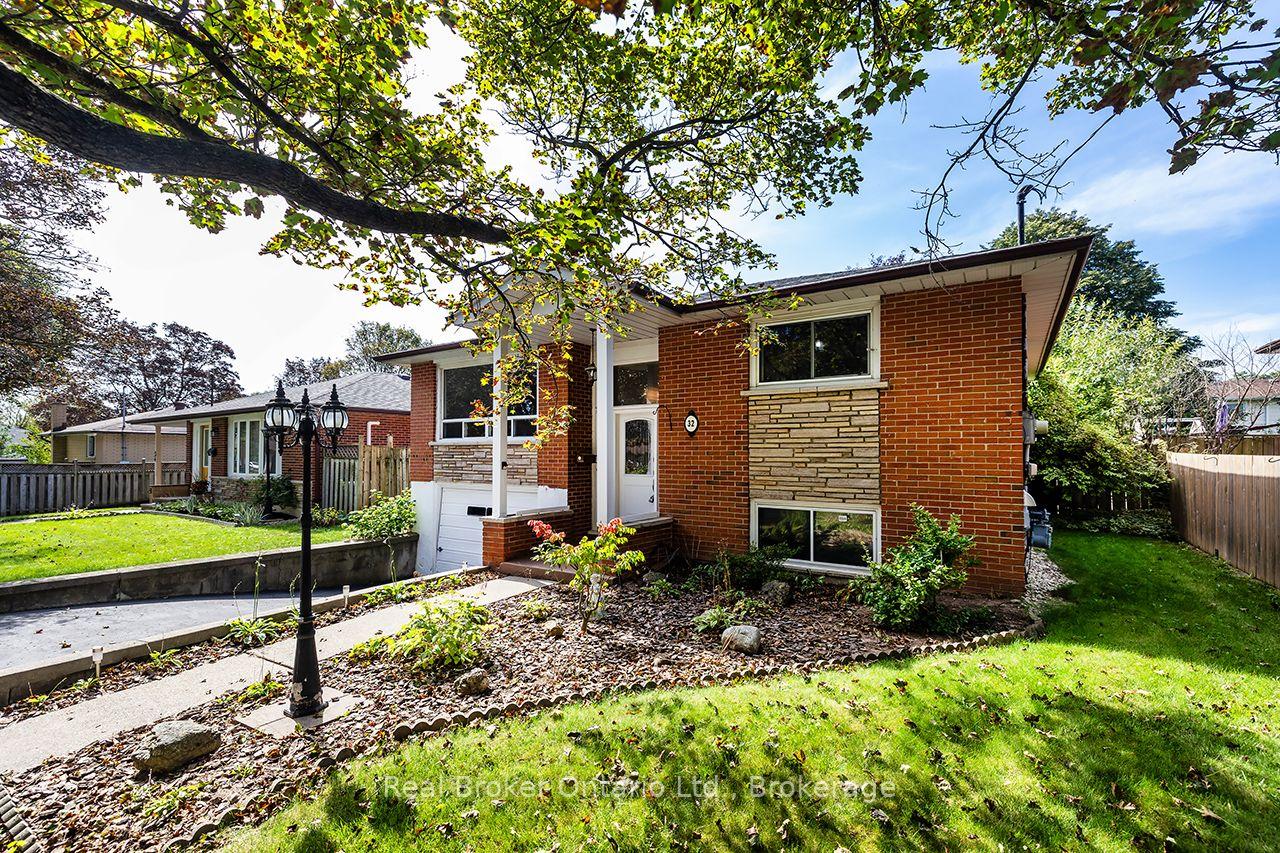 Photo 34 of 32 Strike Avenue, Clarington, Bowmanville — HOMEH