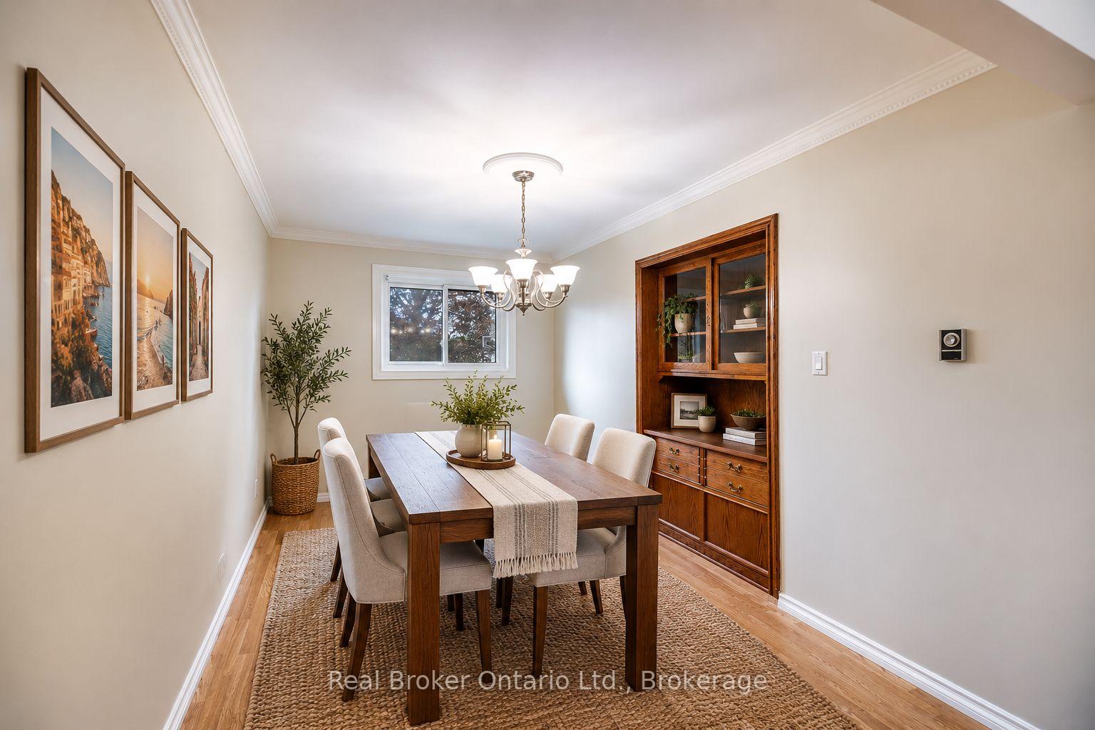 Photo 9 of 32 Strike Avenue, Clarington, Bowmanville — HOMEH