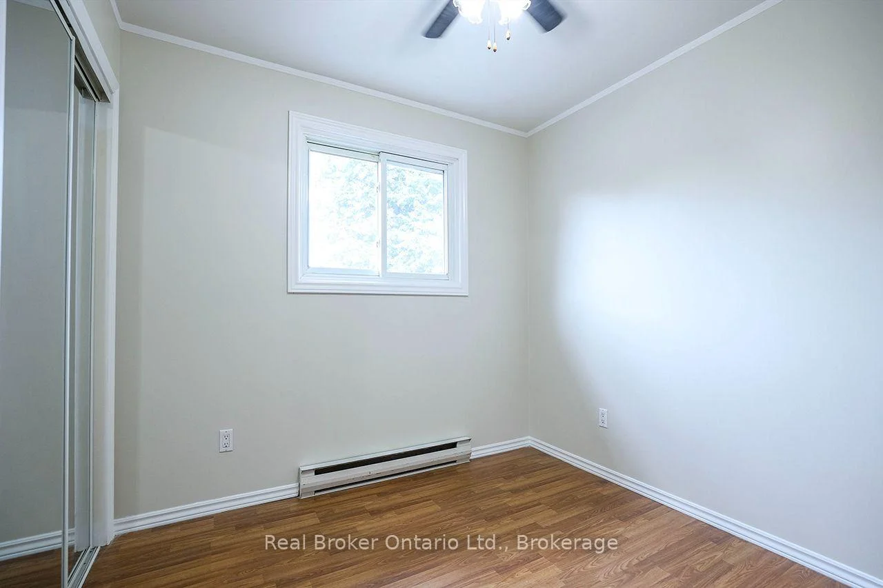 Photo 15 of 32 Strike Avenue, Clarington, Bowmanville — HOMEH