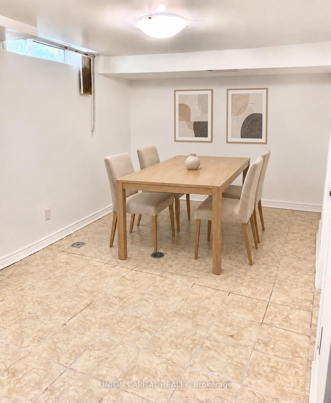 Photo 2 of Unit Basement, 137 Tavistock Road, North York, Downsview-Roding-CFB — HOMEH