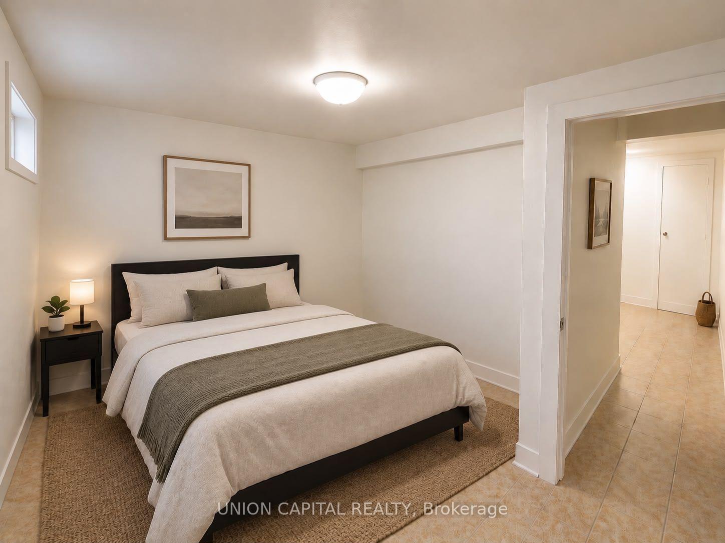 Photo 5 of Unit Basement, 137 Tavistock Road, North York, Downsview-Roding-CFB — HOMEH