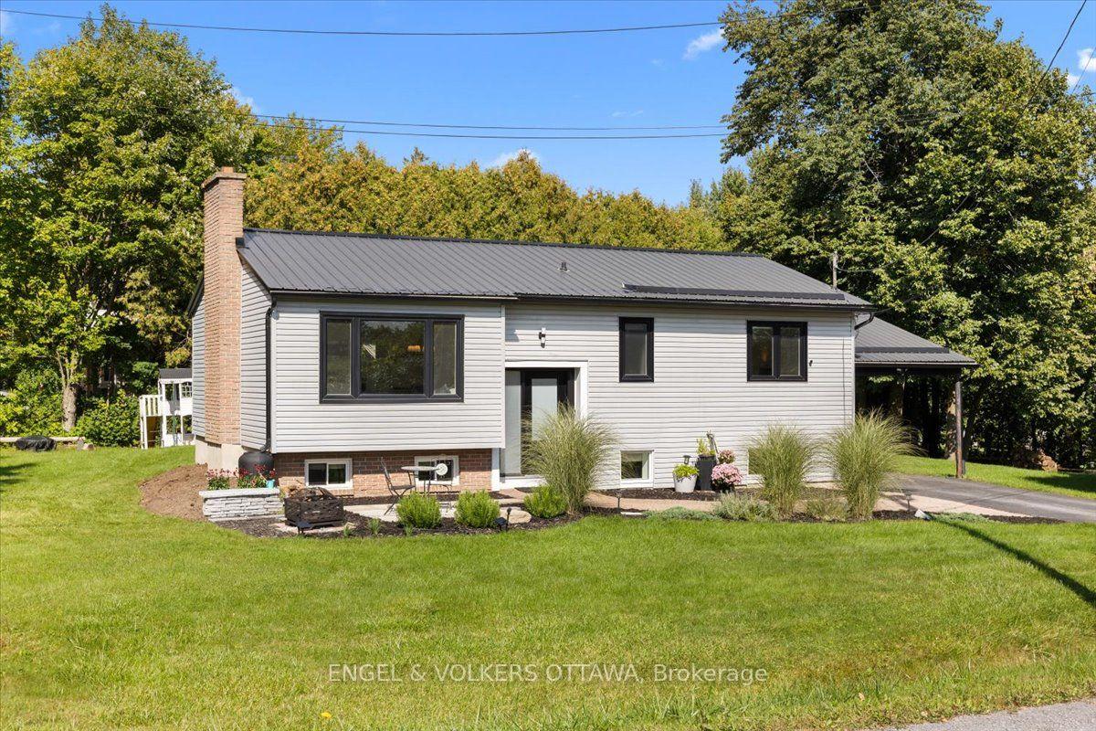 Photo of 1393 Sutherland Drive