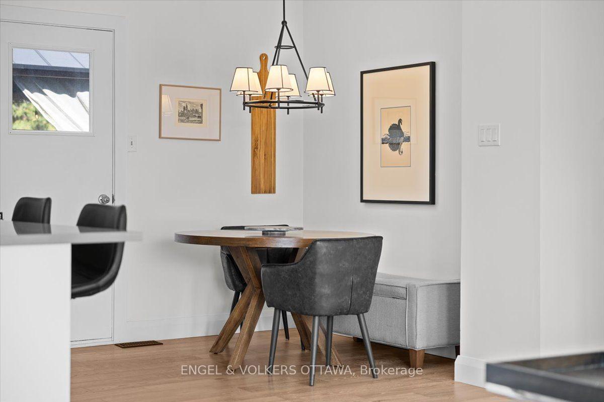 Photo 25 of 1393 Sutherland Drive, Ottawa, Manotick South to Roger Stevens — HOMEH