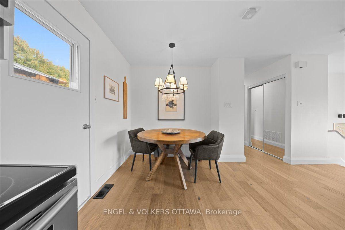 Photo 26 of 1393 Sutherland Drive, Ottawa, Manotick South to Roger Stevens — HOMEH