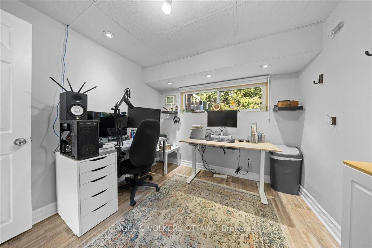 Photo 33 of 1393 Sutherland Drive, Ottawa, Manotick South to Roger Stevens — HOMEH