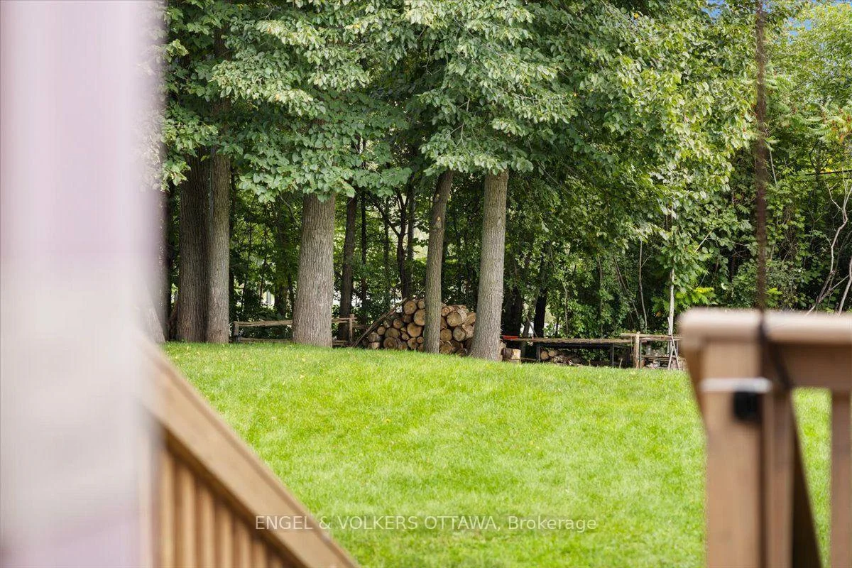 Photo 55 of 1393 Sutherland Drive, Ottawa, Manotick South to Roger Stevens — HOMEH