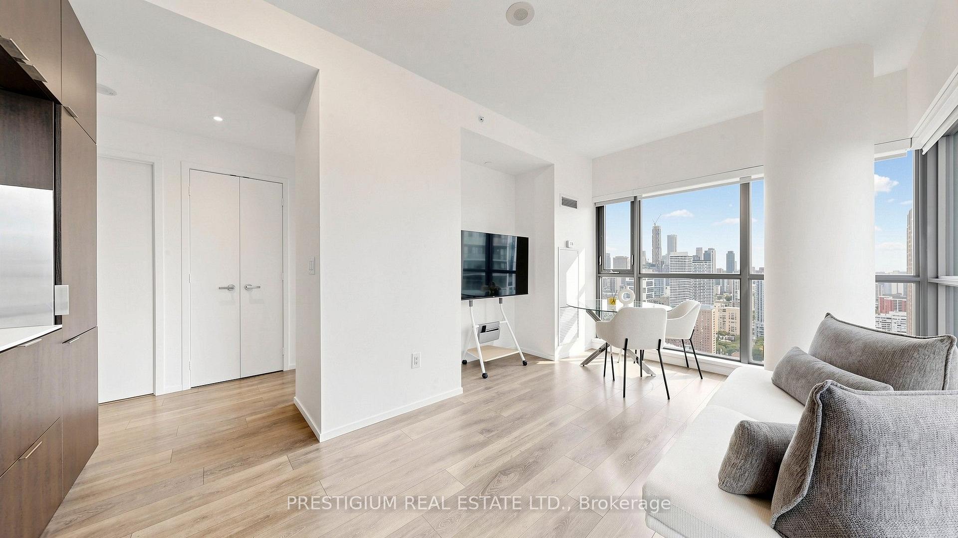 Photo 3 of Unit 3706, 159 Dundas Street E, Toronto, Church-Yonge Corridor — HOMEH