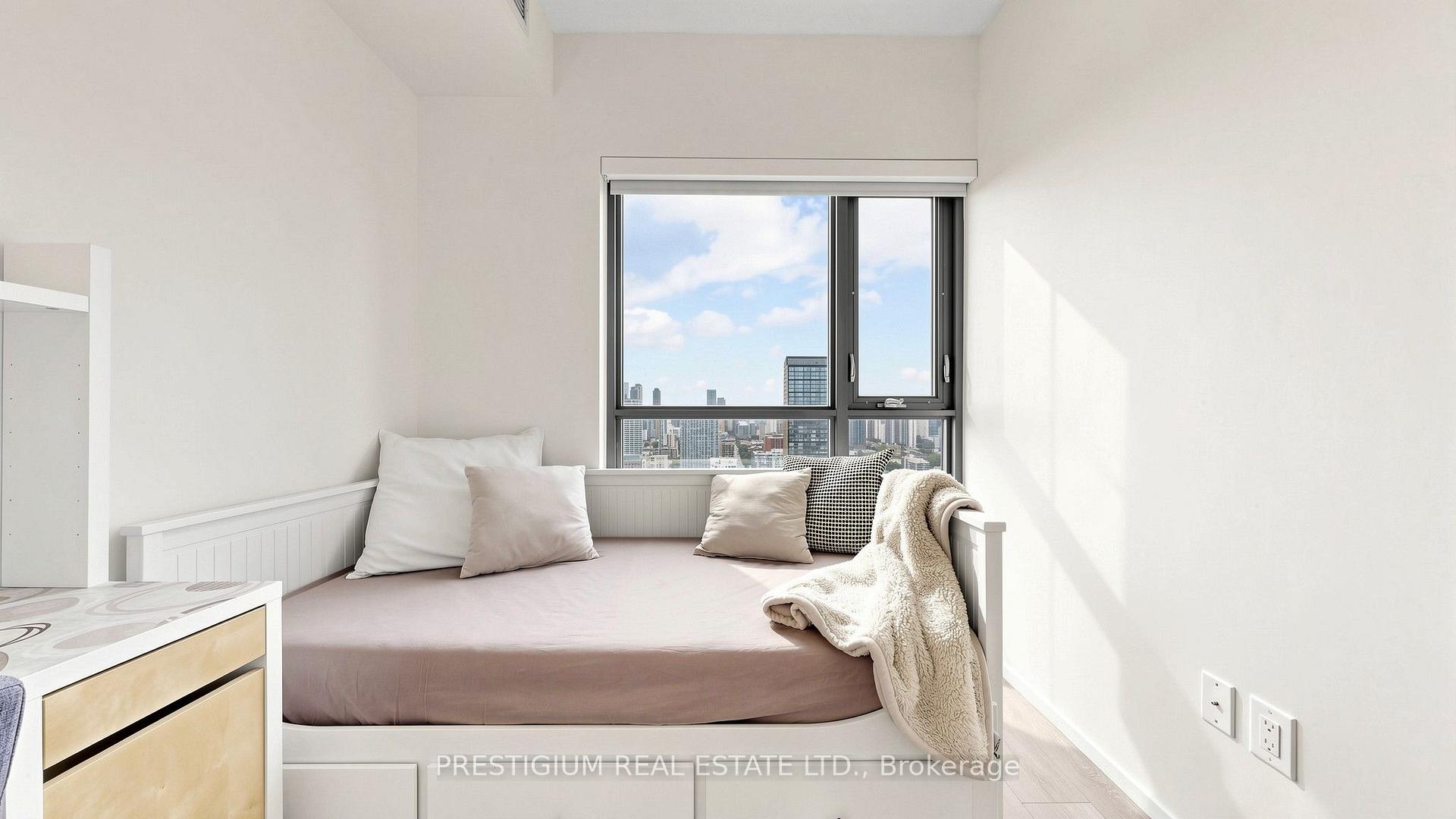 Photo 15 of Unit 3706, 159 Dundas Street E, Toronto, Church-Yonge Corridor — HOMEH