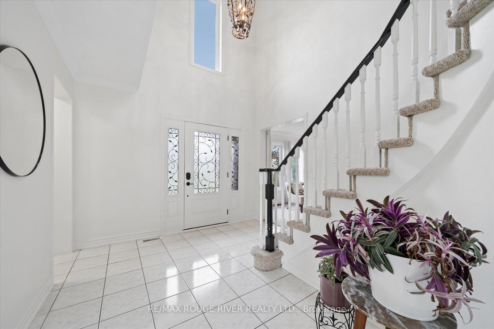 Photo 5 of 84 Bedell Crescent, Whitby, Rolling Acres — HOMEH
