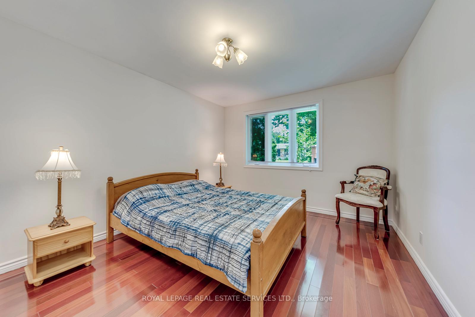 Photo 16 of 1607 Ewald Road, Mississauga, Mineola — HOMEH