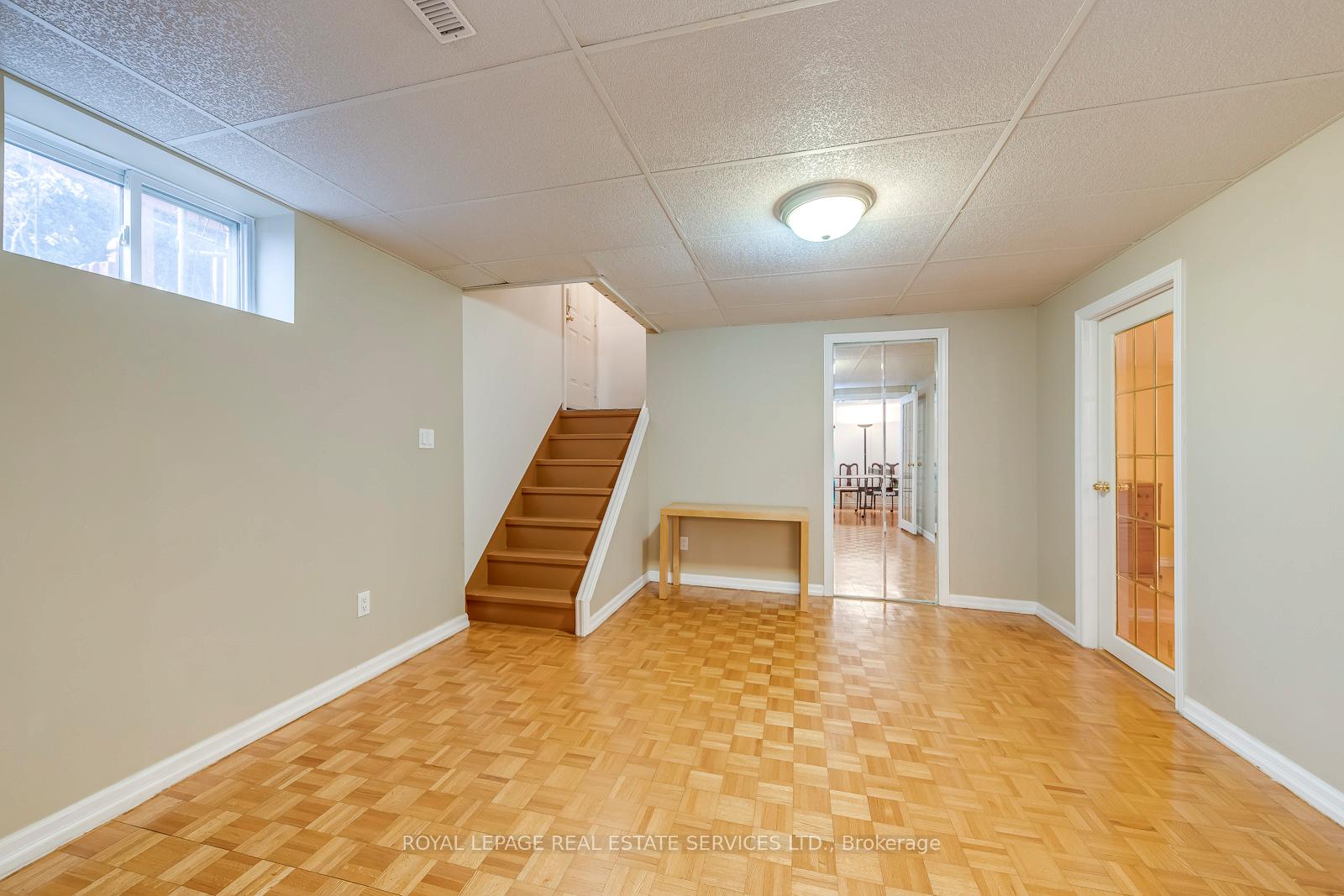 Photo 23 of 1607 Ewald Road, Mississauga, Mineola — HOMEH