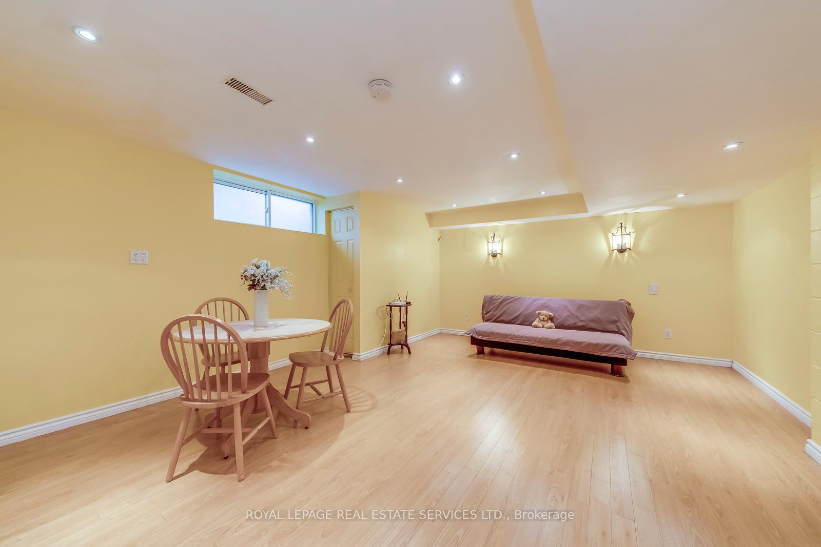Photo 25 of 1607 Ewald Road, Mississauga, Mineola — HOMEH