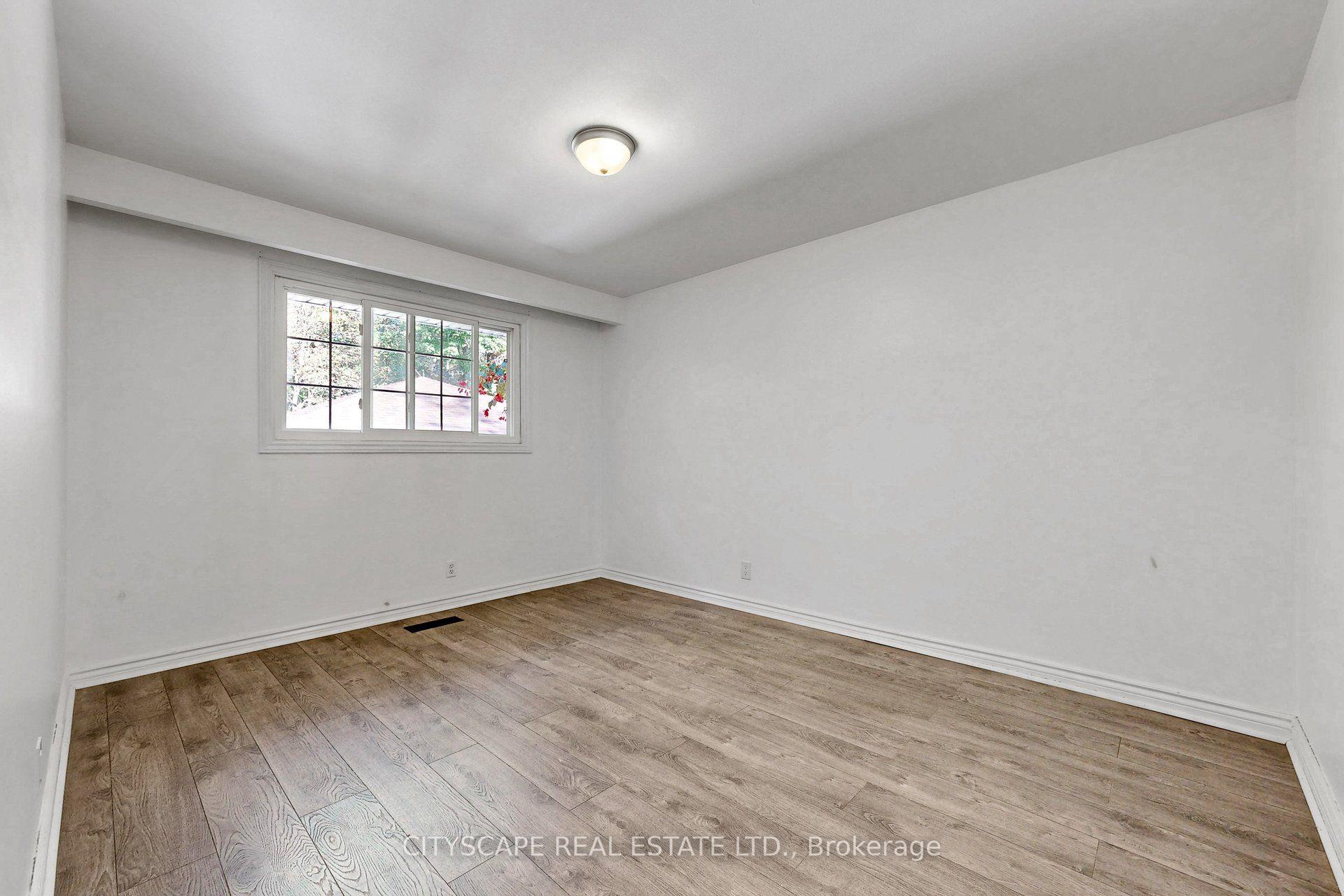 Photo 14 of 2049 Northern Avenue, Innisfil, Alcona — HOMEH