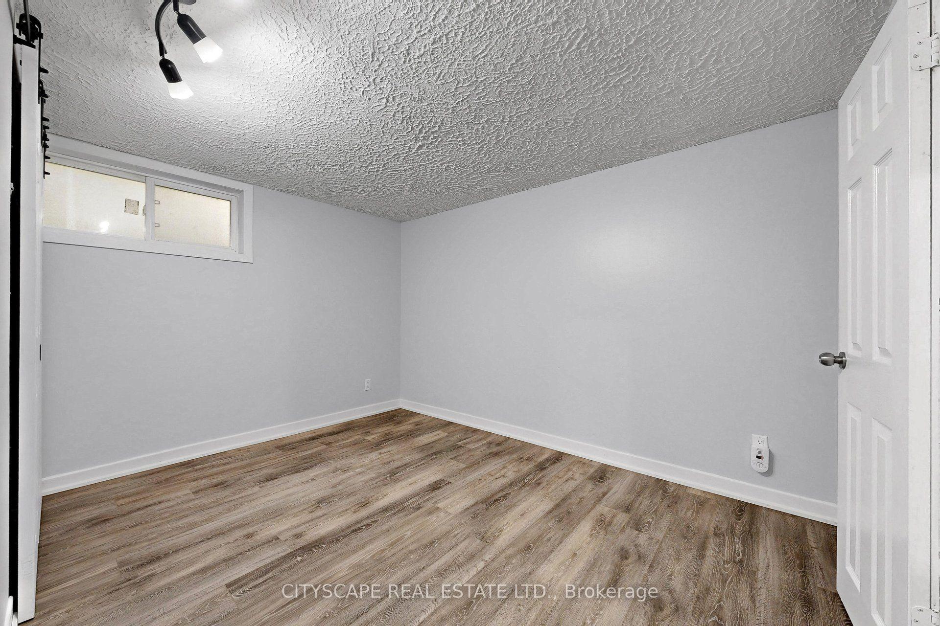 Photo 26 of 2049 Northern Avenue, Innisfil, Alcona — HOMEH