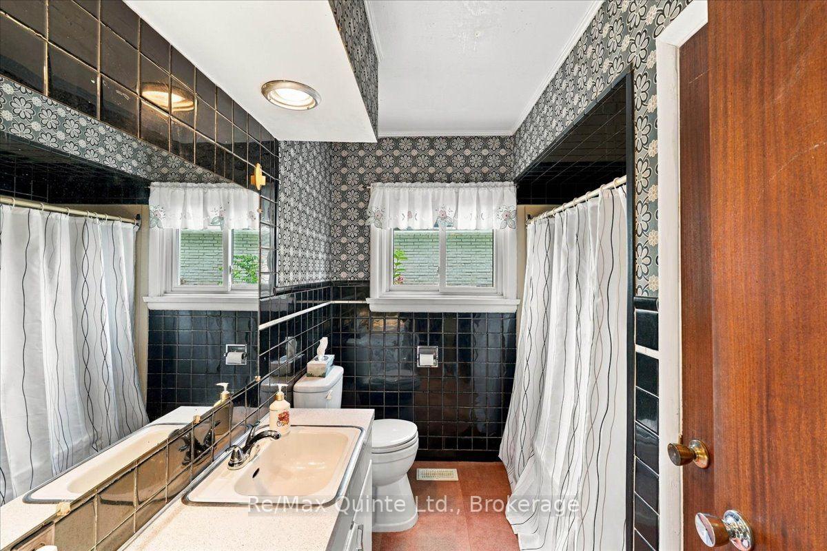 Photo 13 of 1B Rogers Street, Prince Edward County, Picton — HOMEH