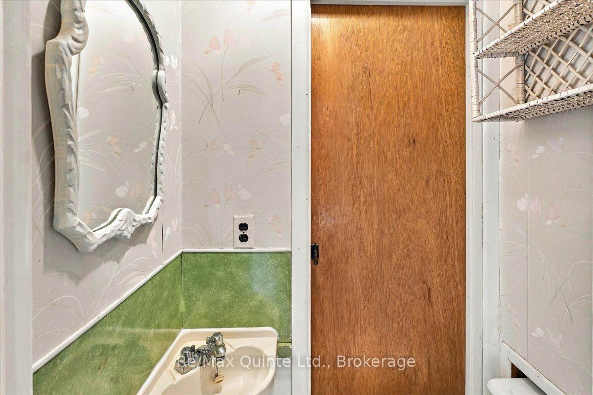 Photo 17 of 1B Rogers Street, Prince Edward County, Picton — HOMEH