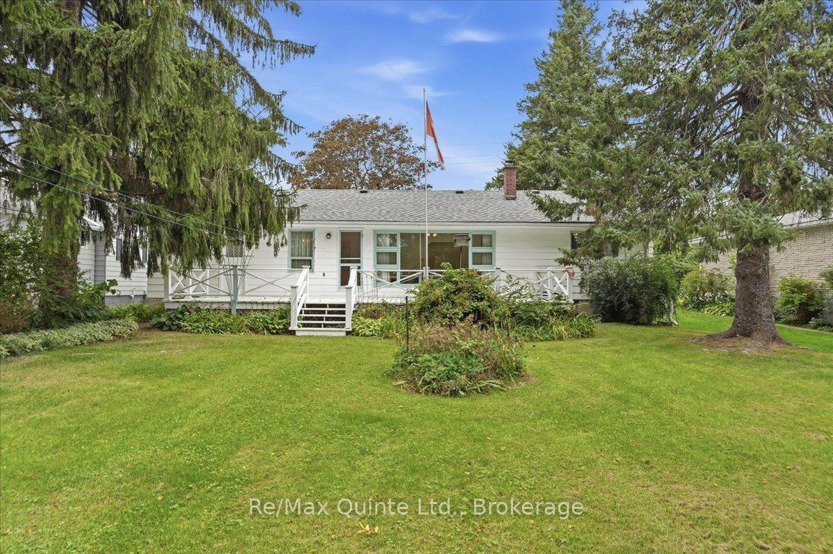 Photo 25 of 1B Rogers Street, Prince Edward County, Picton — HOMEH