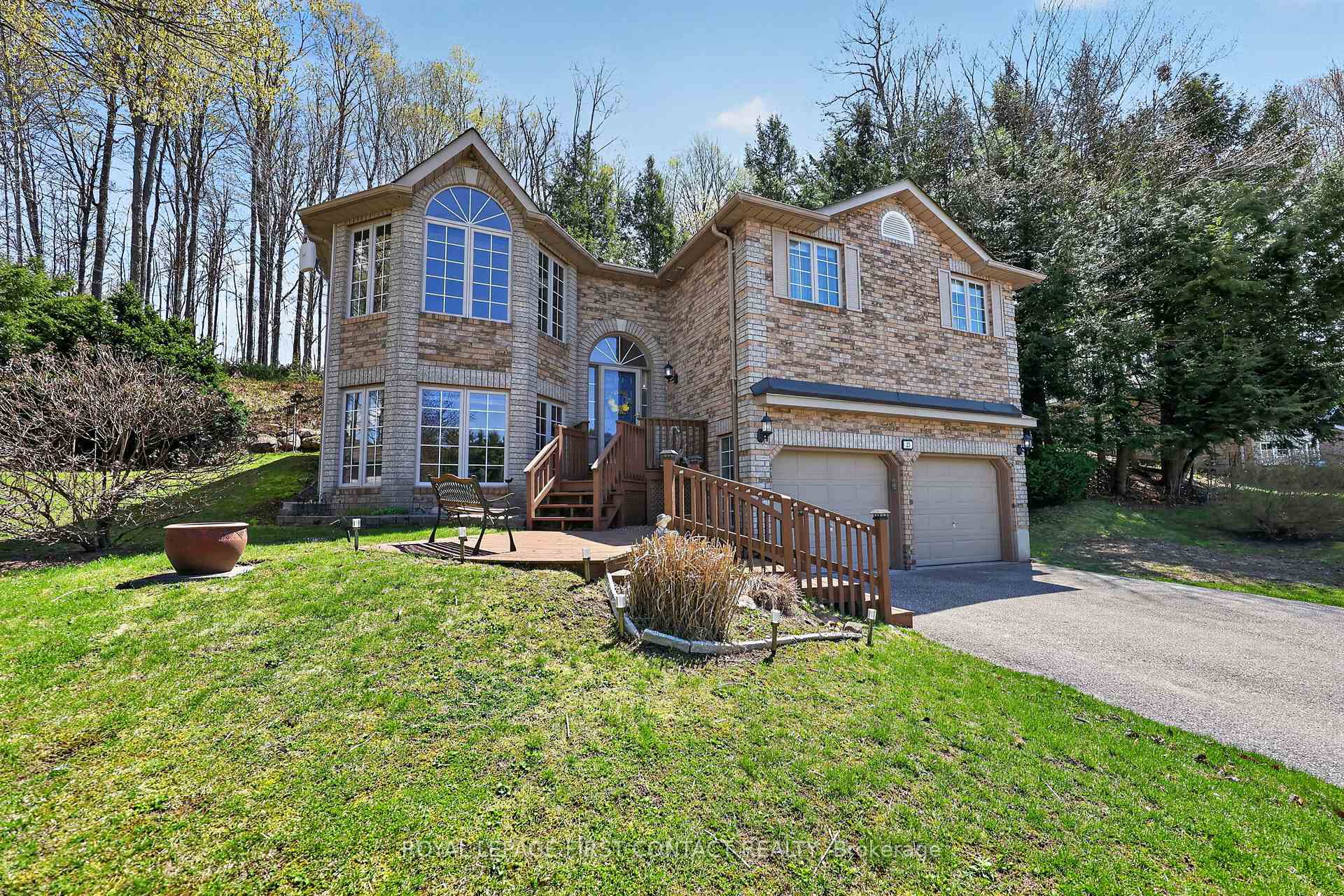Photo 2 of 23 McFadden Drive, Springwater, Hillsdale — HOMEH