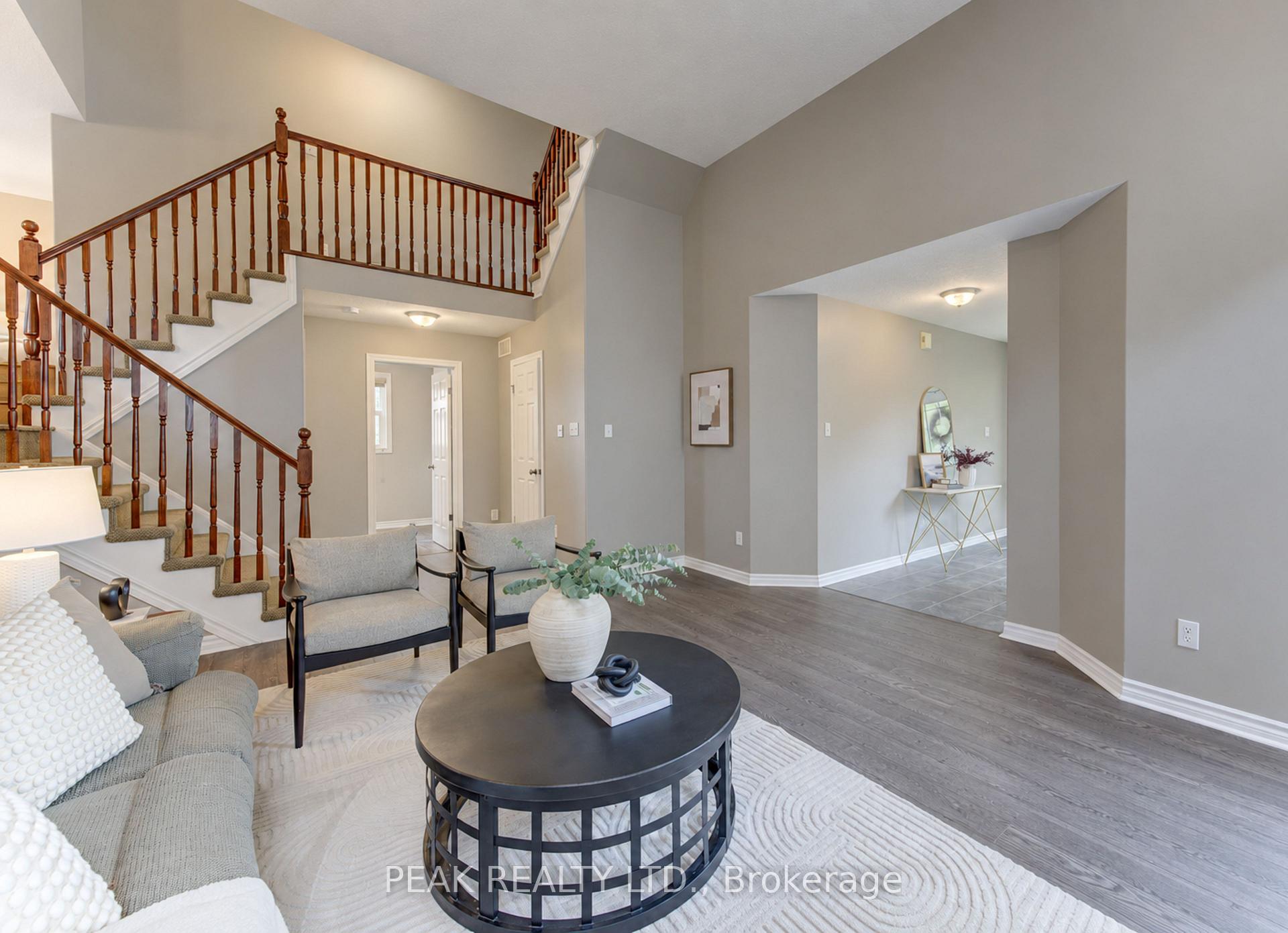 Photo 10 of 28 Roth Avenue, Wilmot, Baden — HOMEH