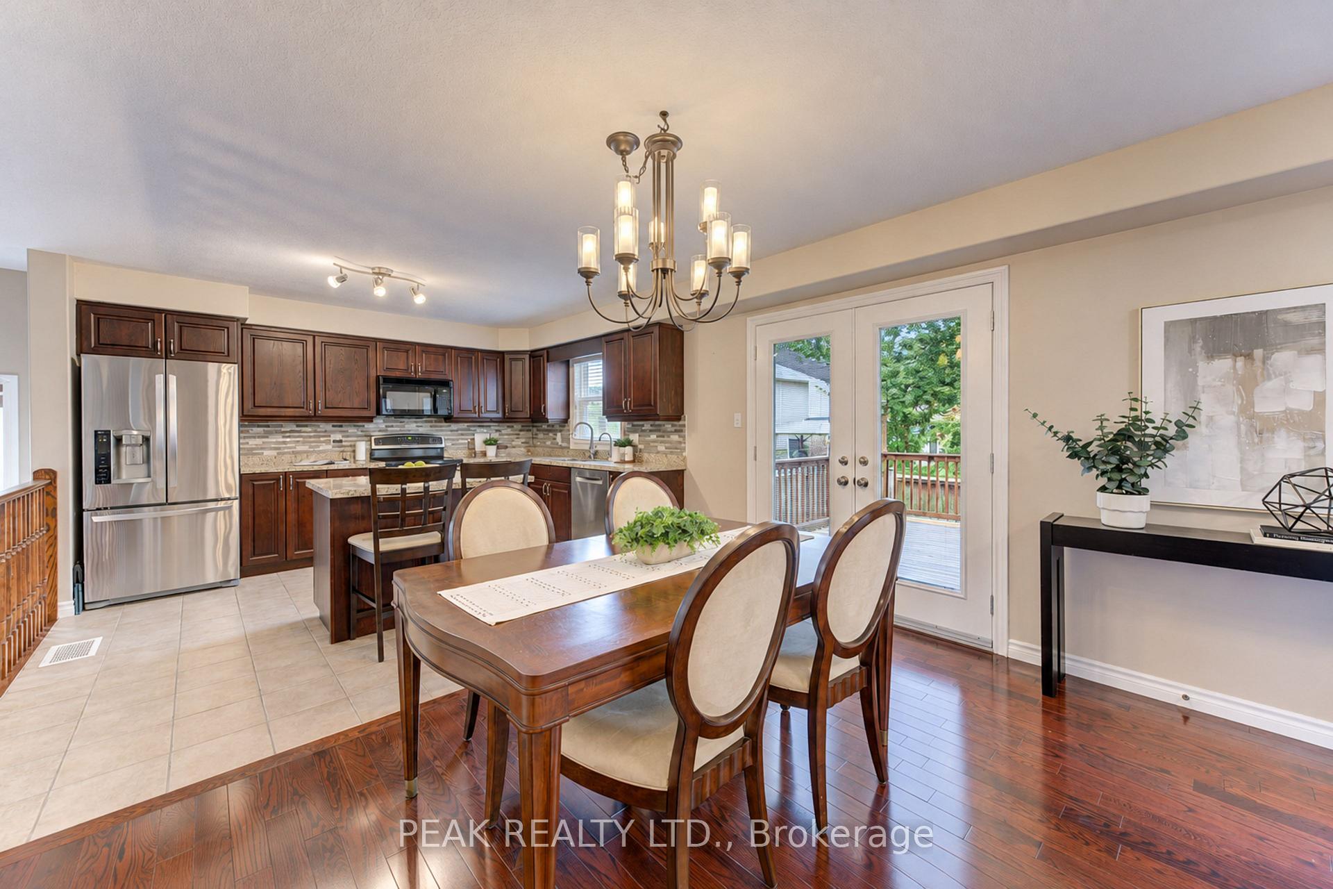 Photo 21 of 28 Roth Avenue, Wilmot, Baden — HOMEH